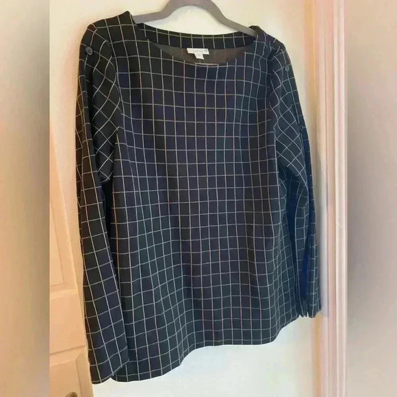 NWT J. Jill Ponte Knit Button Sleeve Top Blouse Black Camel Size Medium - Picture 2 of 10